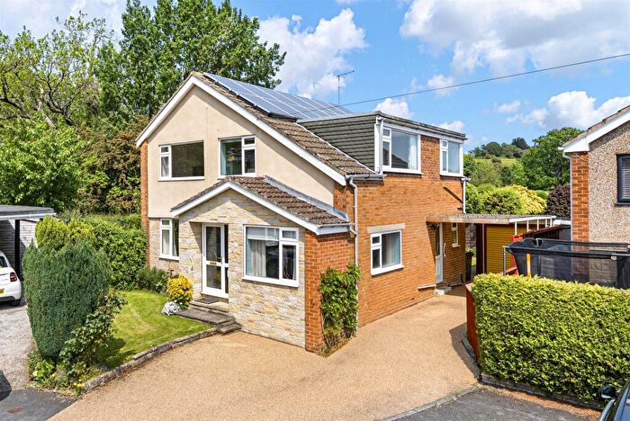 4 Bedroom Detached House For Sale In St. Davids Road, Otley, LS21