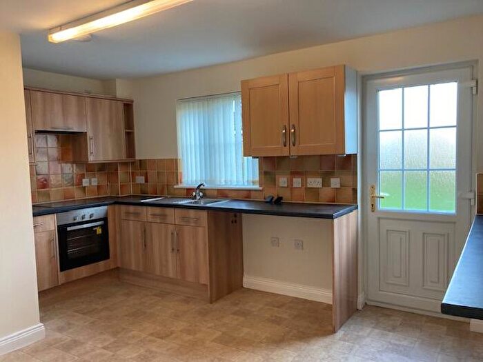 3 Bedroom Link Detached House To Rent In Fields View, Benwick, PE15