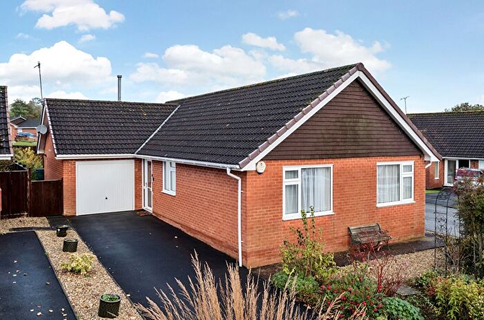 3 Bedroom Bungalow For Sale In Ryder Close, Tiverton, Devon, EX16