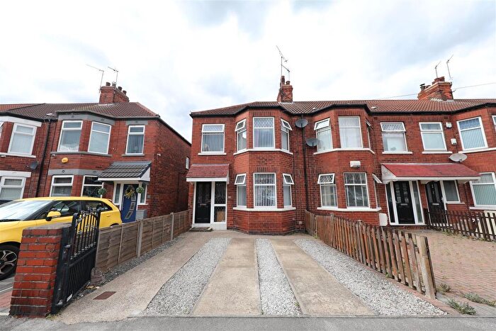 3 Bedroom End Terrace House For Sale In Hayburn Avenue, Hull, HU5