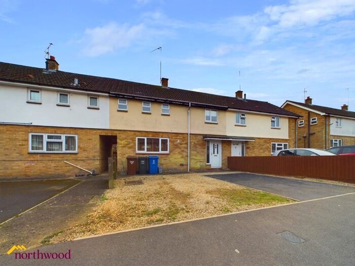 3 Bedroom Terraced House To Rent In Edinburgh Way, Banbury, OX16