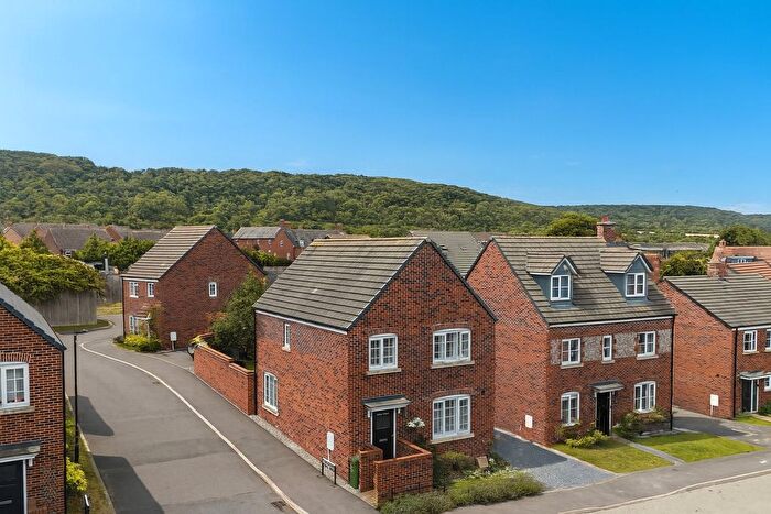 4 Bedroom Detached House For Sale In Woodgreen Square, Chinnor, Oxfordshire, OX39