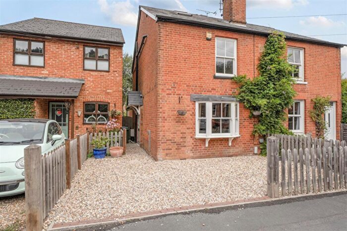 3 Bedroom Semi-Detached House For Sale In Upper Broadmoor Road, Crowthorne, Berkshire, RG45