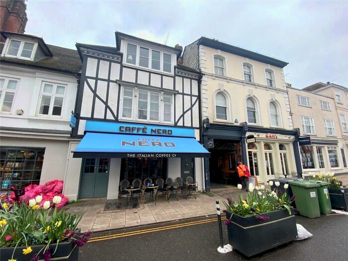 2 Bedroom Apartment To Rent In Castle Street, Farnham, Surrey, GU9