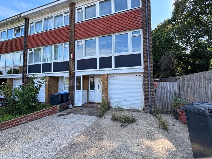 5 Bedroom End Of Terrace House To Rent In Danecourt Gardens, Croydon, CR0