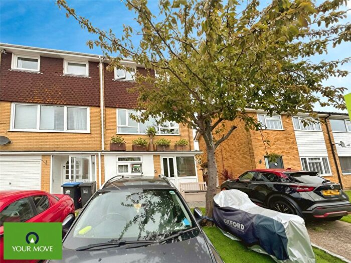 4 Bedroom End Of Terrace House To Rent In St. Augustines Park, Ramsgate, Kent, CT11