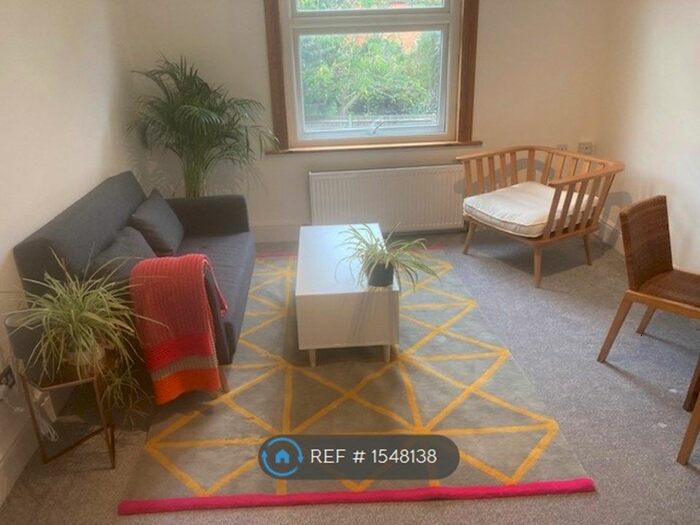 1 Bedroom Flat To Rent In Hindes Road, Harrow, HA1