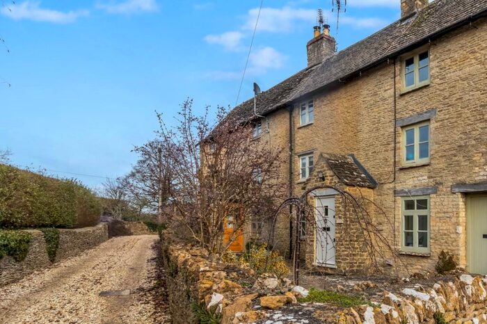 3 Bedroom Terraced House For Sale In The Lakes, Ampney Crucis, Cirencester, Gloucestershire, GL7