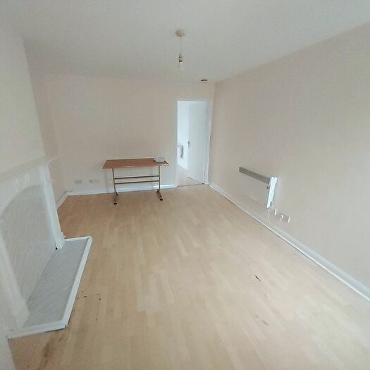 1 Bedroom Flat To Rent In Lower Addiscombe Road, Croydon, CR0