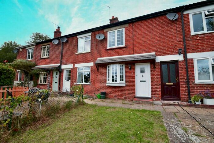 2 Bedroom Terraced House To Rent In Allbrook, SO50