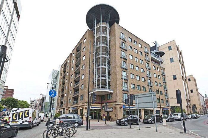 1 Bedroom Flat To Rent In Mansell Street, Aldgate, London, E1