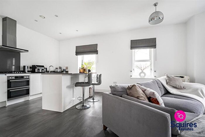 1 Bedroom Flat For Sale In Adam Close, London, NW7