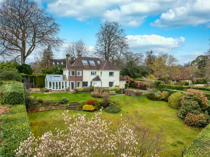 4 Bedroom Detached House To Rent In Highercombe Road, Haslemere, Surrey, GU27