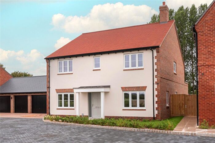 5 Bedroom Detached House For Sale In Rectory Woods, Ickford, Aylesbury, Buckinghamshire, HP18