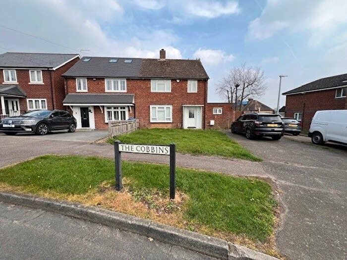 4 Bedroom Semi Detached House To Rent In The Cobbins, Waltham Abbey, EN9