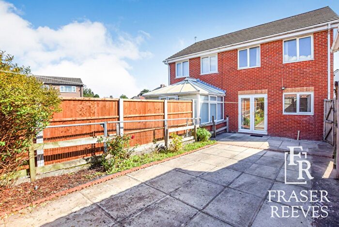 3 Bedroom Semi-Detached House For Sale In Borron Road, Newton-Le-Willows, WA12