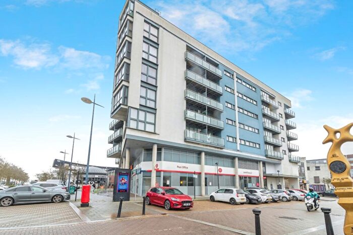 1 Bedroom Flat For Sale In Lower Twelfth Street, Milton Keynes, Buckinghamshire, MK9