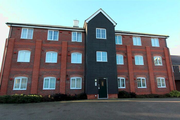 2 Bedroom Flat To Rent In Windsor Court, Needham Market, IP6