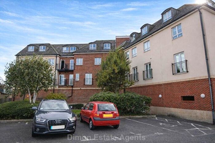 2 Bedroom Flat For Sale In Parry Court, Gosport, PO12