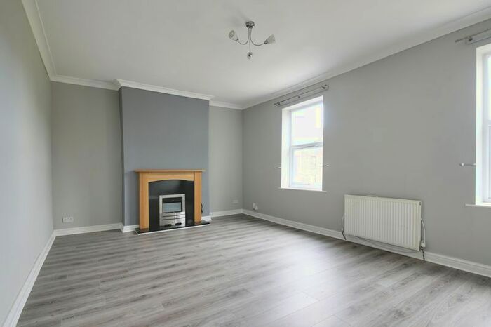 2 Bedroom Flat To Rent In Irwell Lane, Runcorn, WA7