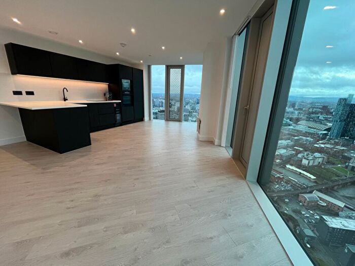 2 Bedroom Apartment To Rent In Trinity Way, Manchester, M3