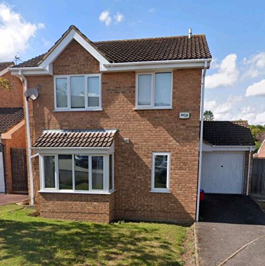 4 Bedroom Detached House To Rent In Port Close, Maidstone, ME14