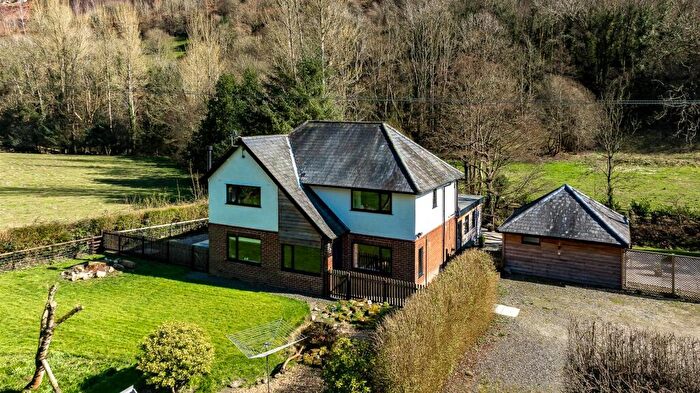3 Bedroom Detached House For Sale In Glyn Ceiriog, Llangollen, LL20