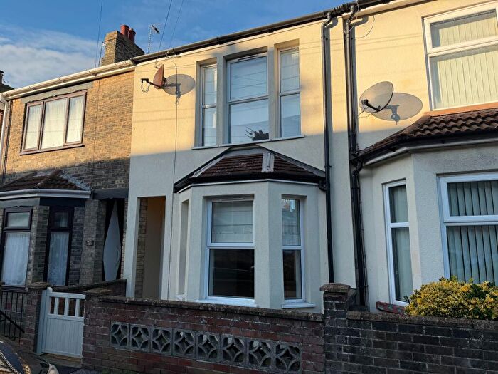 3 Bedroom Terraced House For Sale In Worthing Road, Lowestoft, NR32