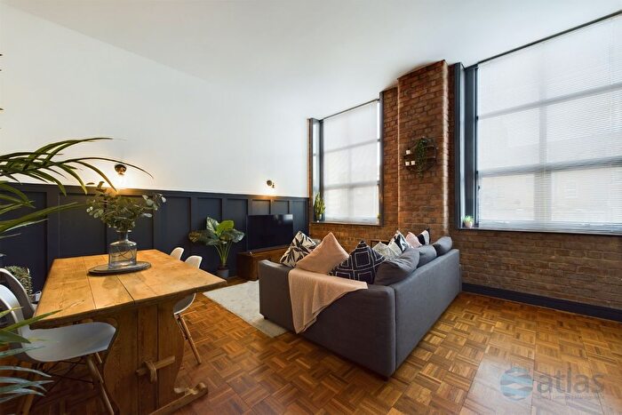 2 Bedroom Flat To Rent In Cornwallis Street, City Centre, L1