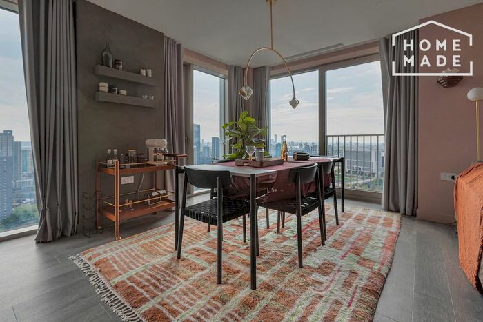2 Bedroom Flat To Rent In Coppermaker Square, Stratford, E20