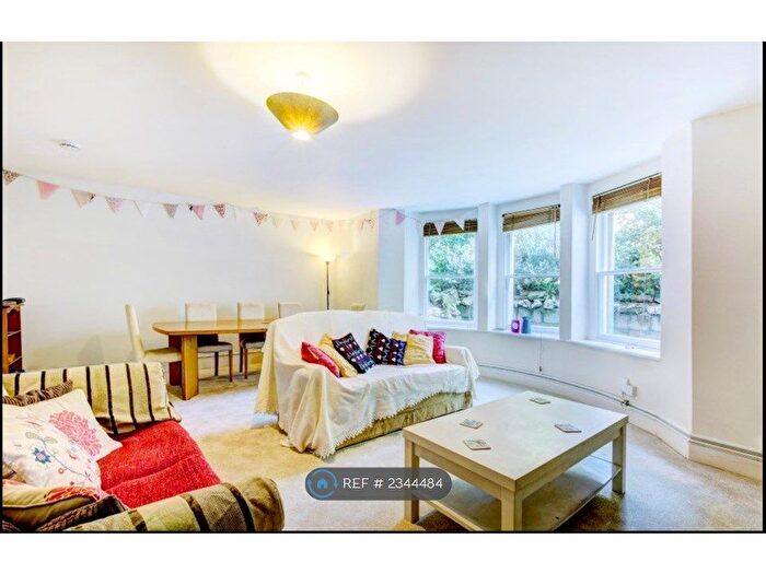 3 Bedroom Flat To Rent In Bristol, Bristol, BS6