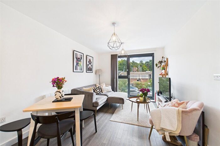 1 Bedroom Apartment To Rent In Boyn Valley Road, Maidenhead, Berkshire, SL6