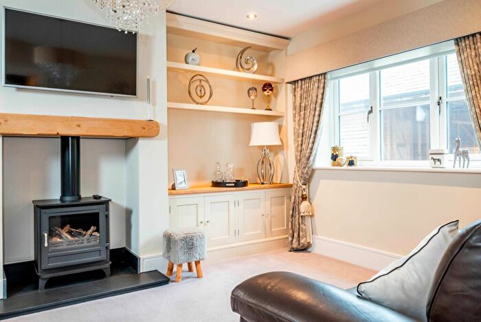 3 Bedroom Terraced House For Sale In Eastview Close, Stow On The Wold, GL54