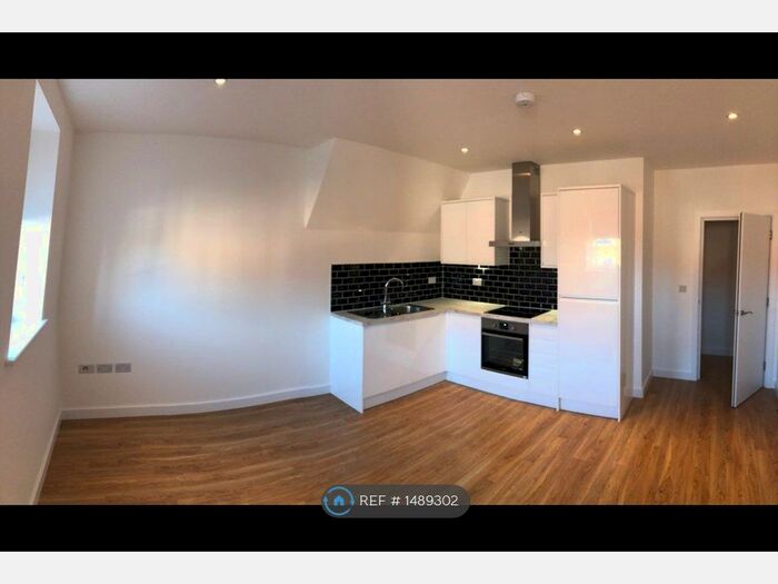 1 Bedroom Flat To Rent In Eltham High Street, London, SE9