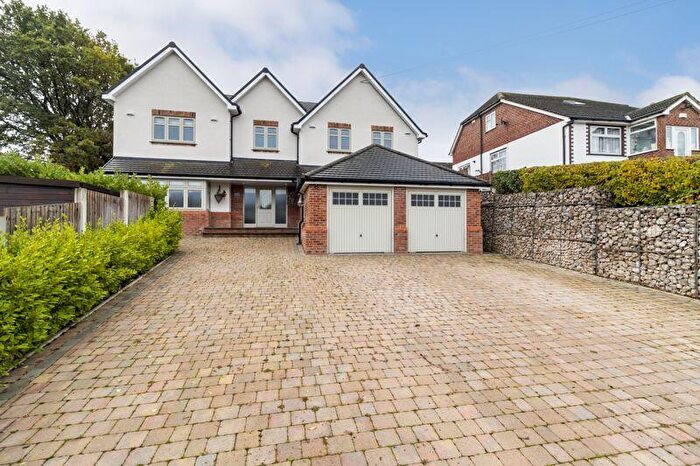 4 Bedroom Detached House For Sale In Dodford Road, Bromsgrove, B61