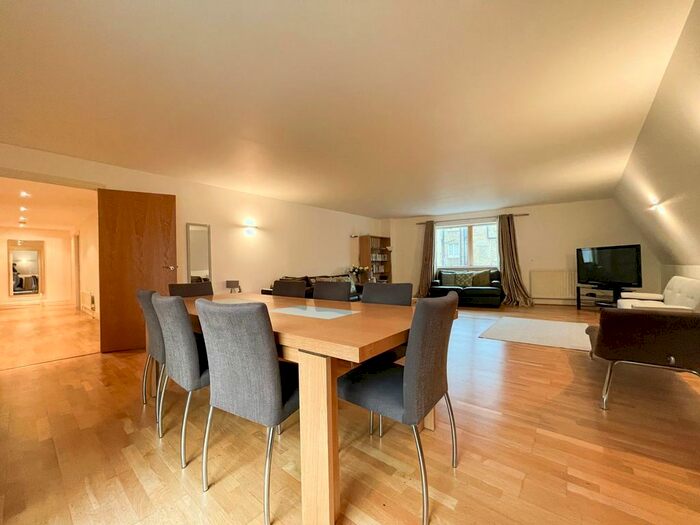 3 Bedroom Flat To Rent In Richbourne Court, Harrowby Street, London, W1H