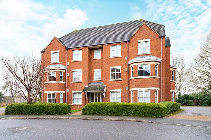 2 Bedroom Flat For Sale In Colossus Way, Bletchley, Milton Keynes, MK3