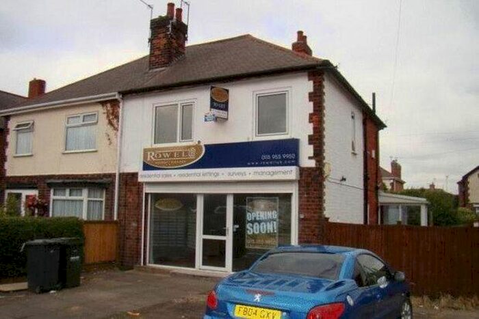 2 Bedroom Flat To Rent In Plains Road, Nottingham, NG3