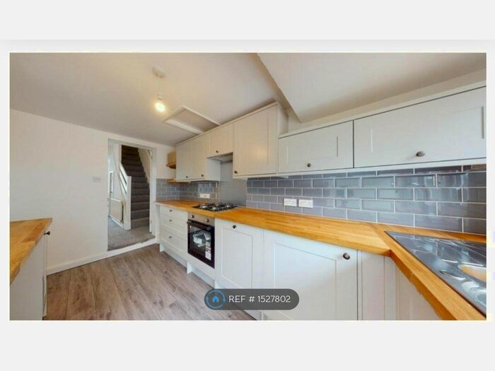 4 Bedroom Terraced House To Rent In Harbour Way, Folkestone, CT20