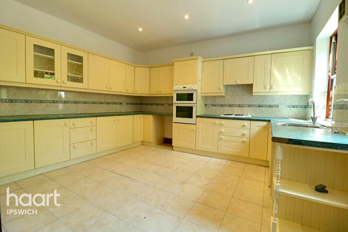 4 Bedroom Detached House For Sale In Hervey Street, Ipswich, IP4
