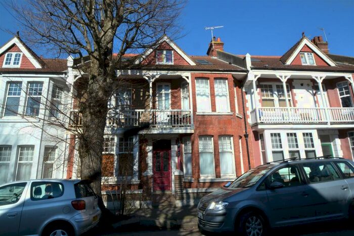 4 Bedroom Flat To Rent In Melville Road, Hove, BN3