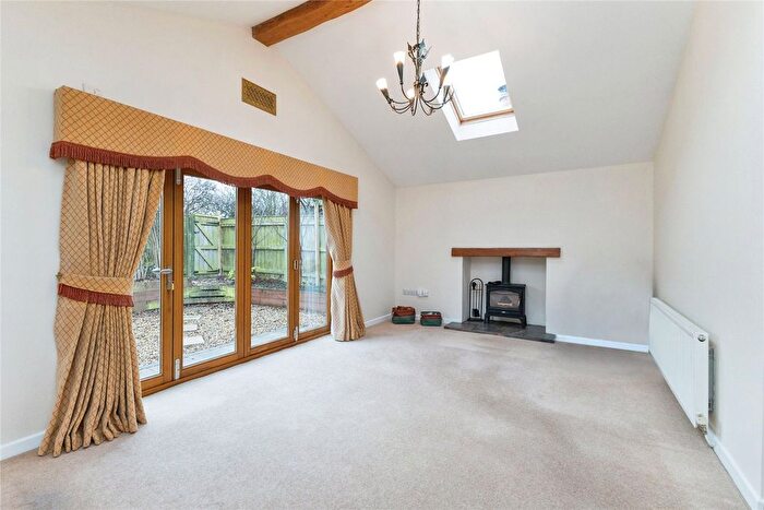 2 Bedroom Bungalow For Sale In Dentdale Close, Yarm, Durham, TS15