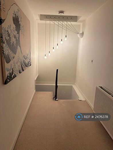 2 Bedroom Terraced House To Rent In Rheidol Mews, London, N1