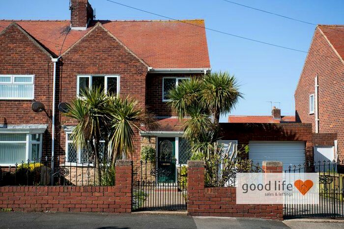 3 Bedroom Semi-Detached House To Rent In Western Hill, Ryhope, Sunderland, SR2