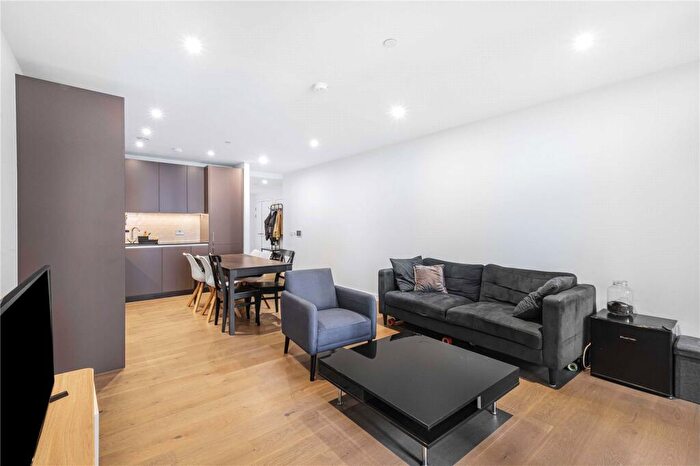 2 Bedroom Apartment To Rent In Deacon Street, London, SE17