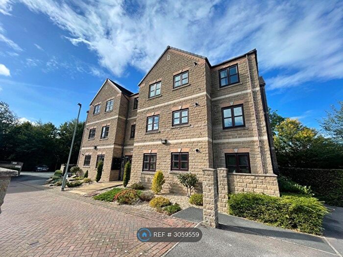2 Bedroom Flat To Rent In Waterloo, Huddersfield, HD5