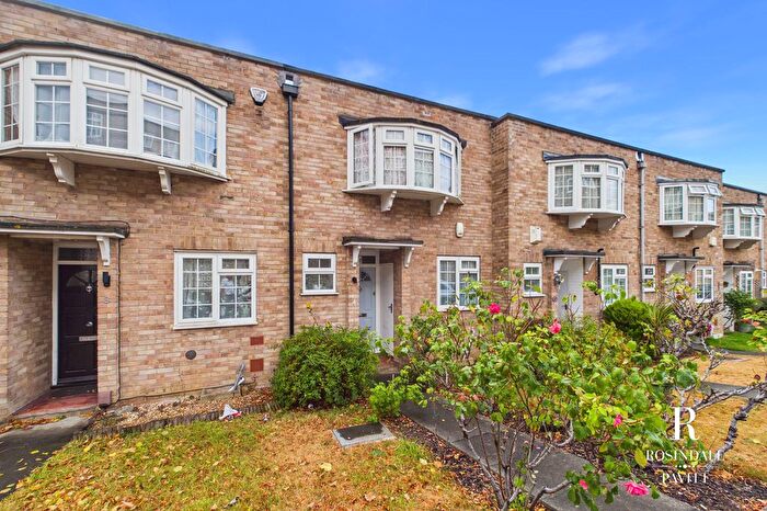 3 Bedroom Terraced House For Sale In Elystan Close, Wallington, SM6