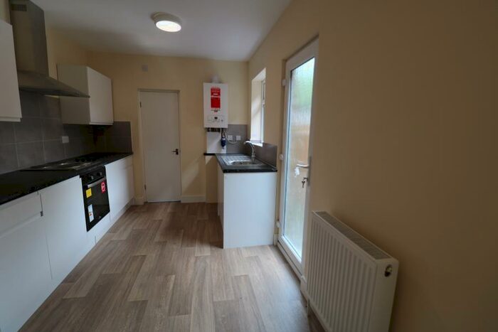 1 Bedroom Flat To Rent In Sutherland Road, Tottenham, N17