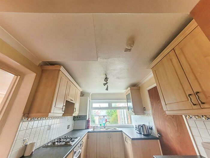 4 Bedroom Semi-Detached House To Rent In Lees Lane, Little Neston, Neston, CH64