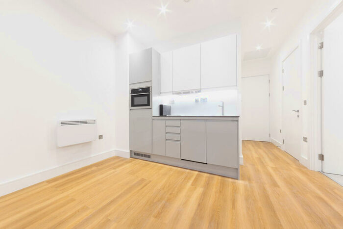 1 Bedroom Apartment To Rent In Atria House, Bath Road, Slough, London, SL1